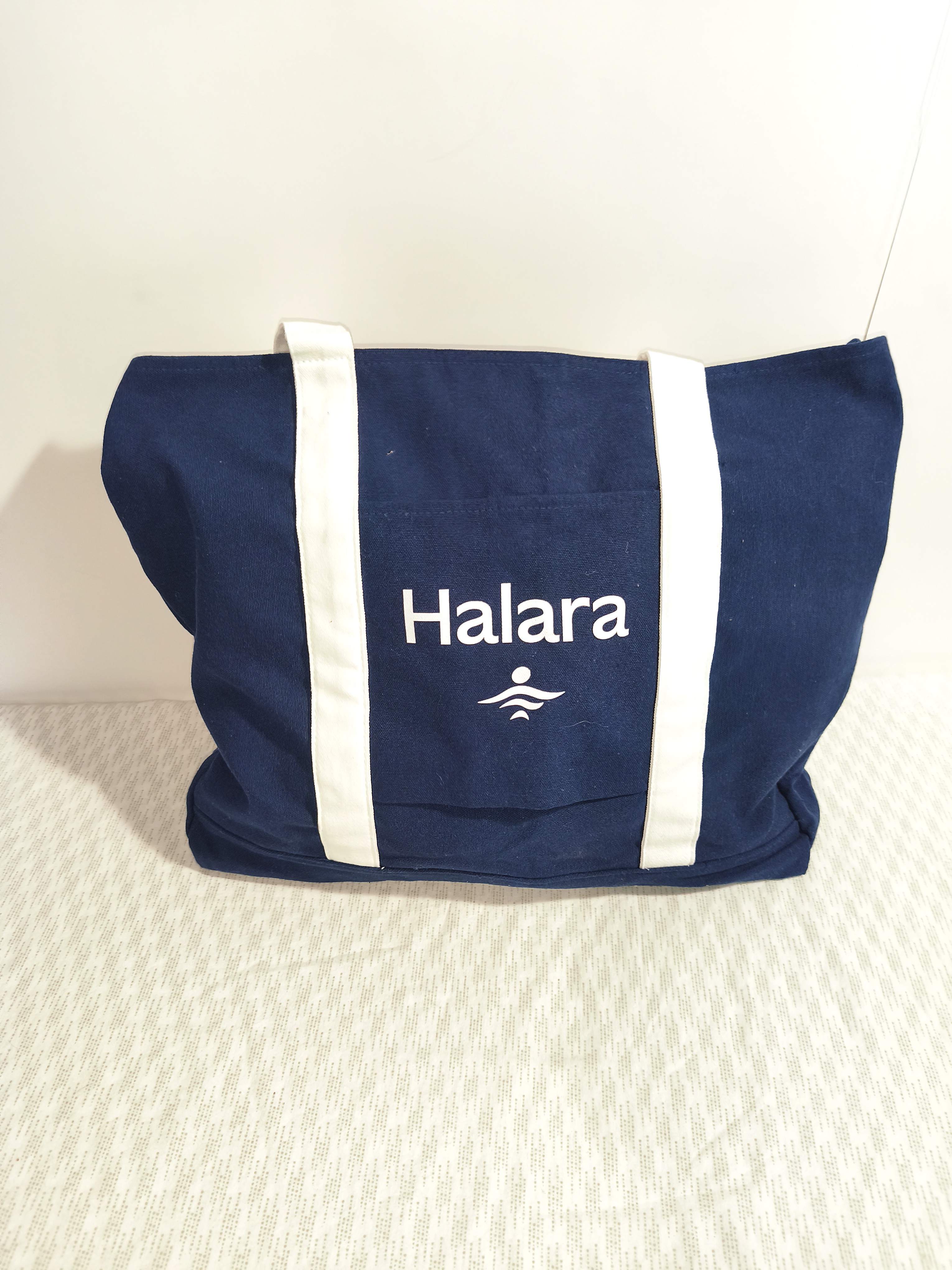 Halara Navy Canvas Tote With White Straps (Dance Your Way) E1(1)